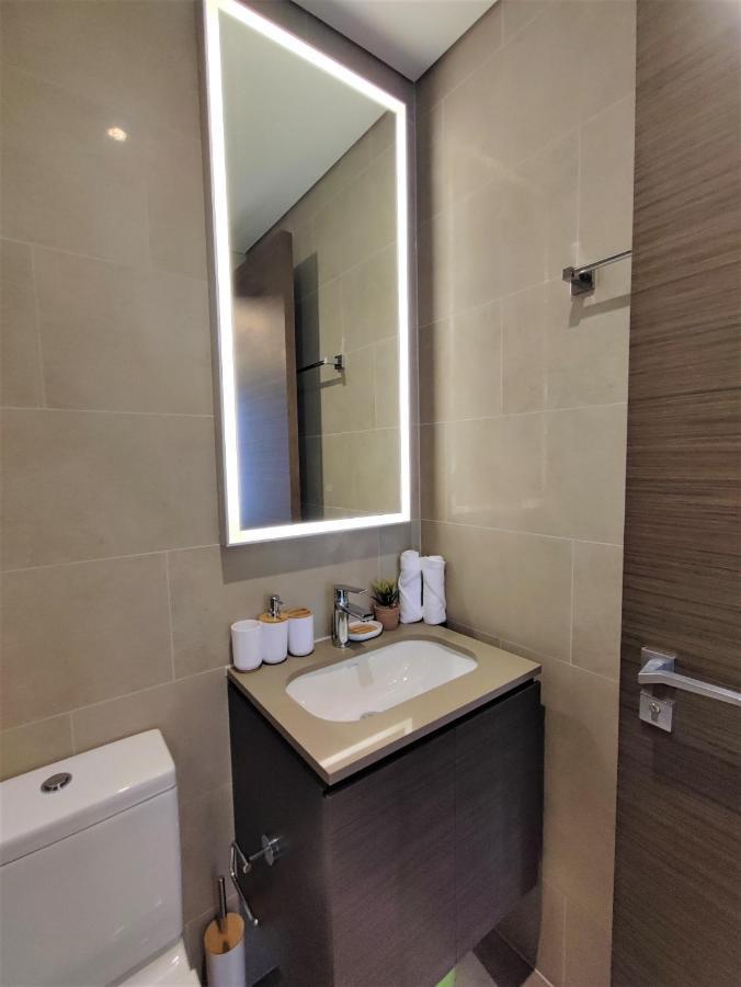 Beautiful 2 Bedroom Next To Business Bay - Sobha Creek Vista Dubái Exterior foto