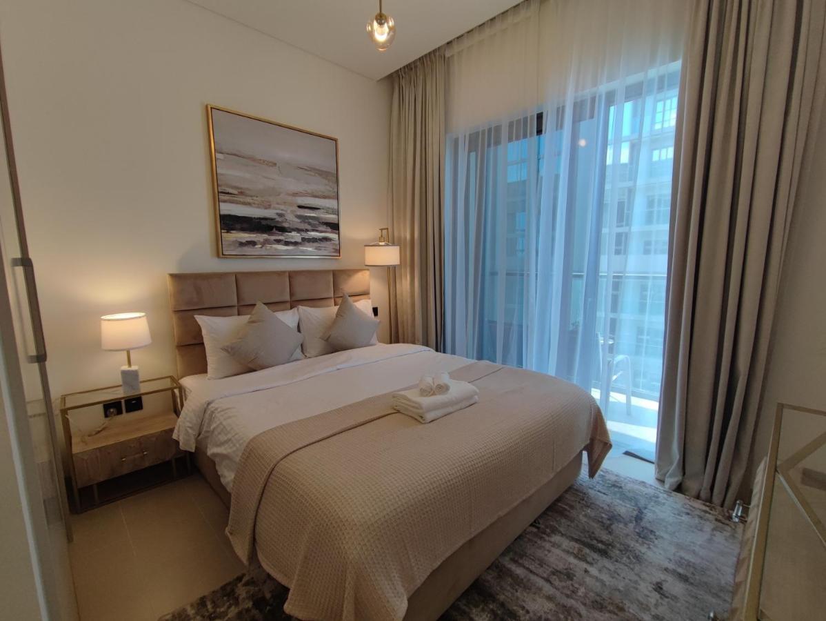Beautiful 2 Bedroom Next To Business Bay - Sobha Creek Vista Dubái Exterior foto