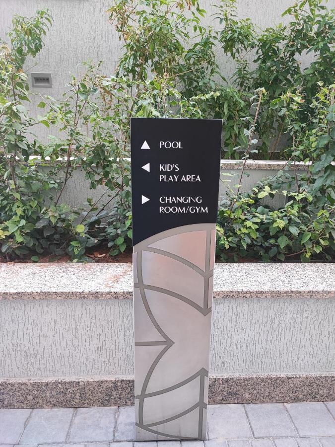 Beautiful 2 Bedroom Next To Business Bay - Sobha Creek Vista Dubái Exterior foto