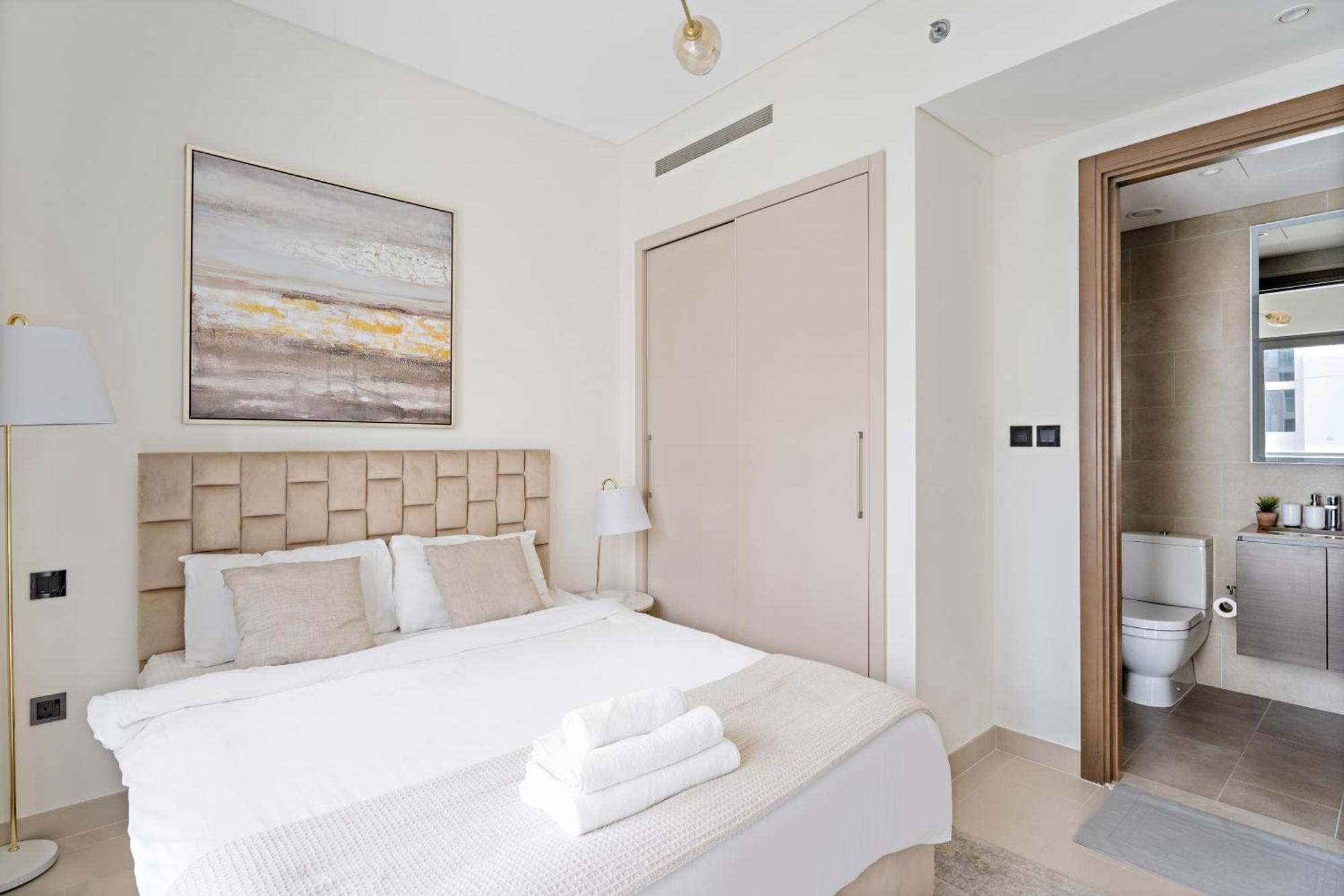 Beautiful 2 Bedroom Next To Business Bay - Sobha Creek Vista Dubái Exterior foto