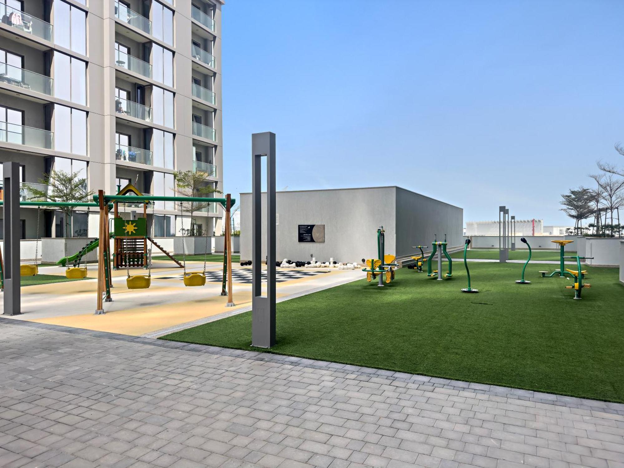 Beautiful 2 Bedroom Next To Business Bay - Sobha Creek Vista Dubái Exterior foto